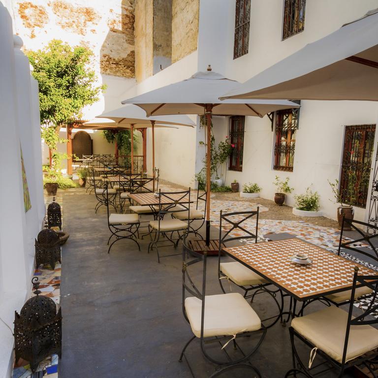 Hotel Blanco Riad Tétouan Esterno foto
