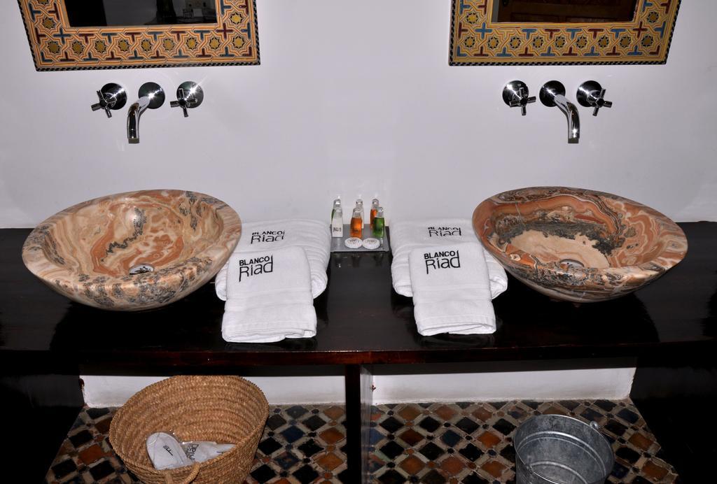 Hotel Blanco Riad Tétouan Esterno foto