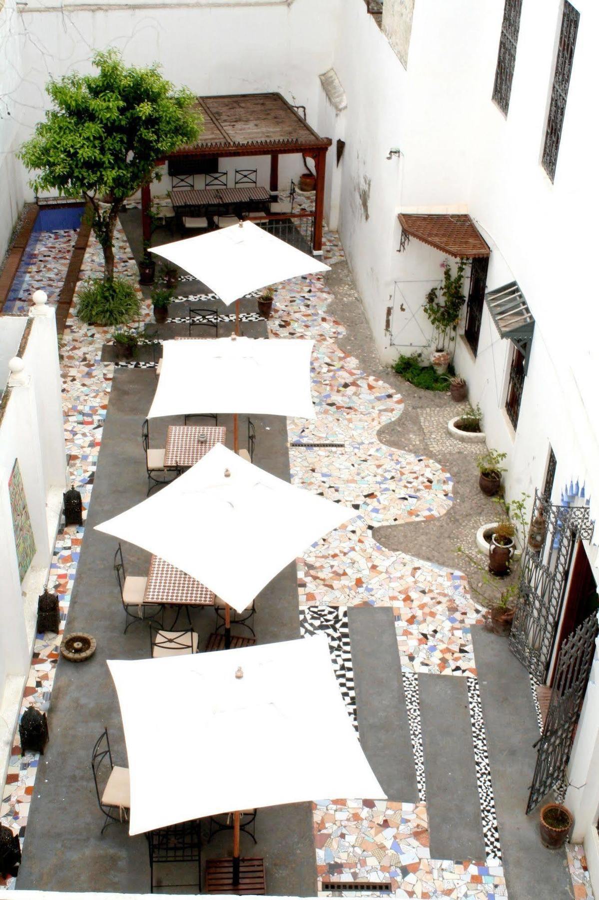 Hotel Blanco Riad Tétouan Esterno foto